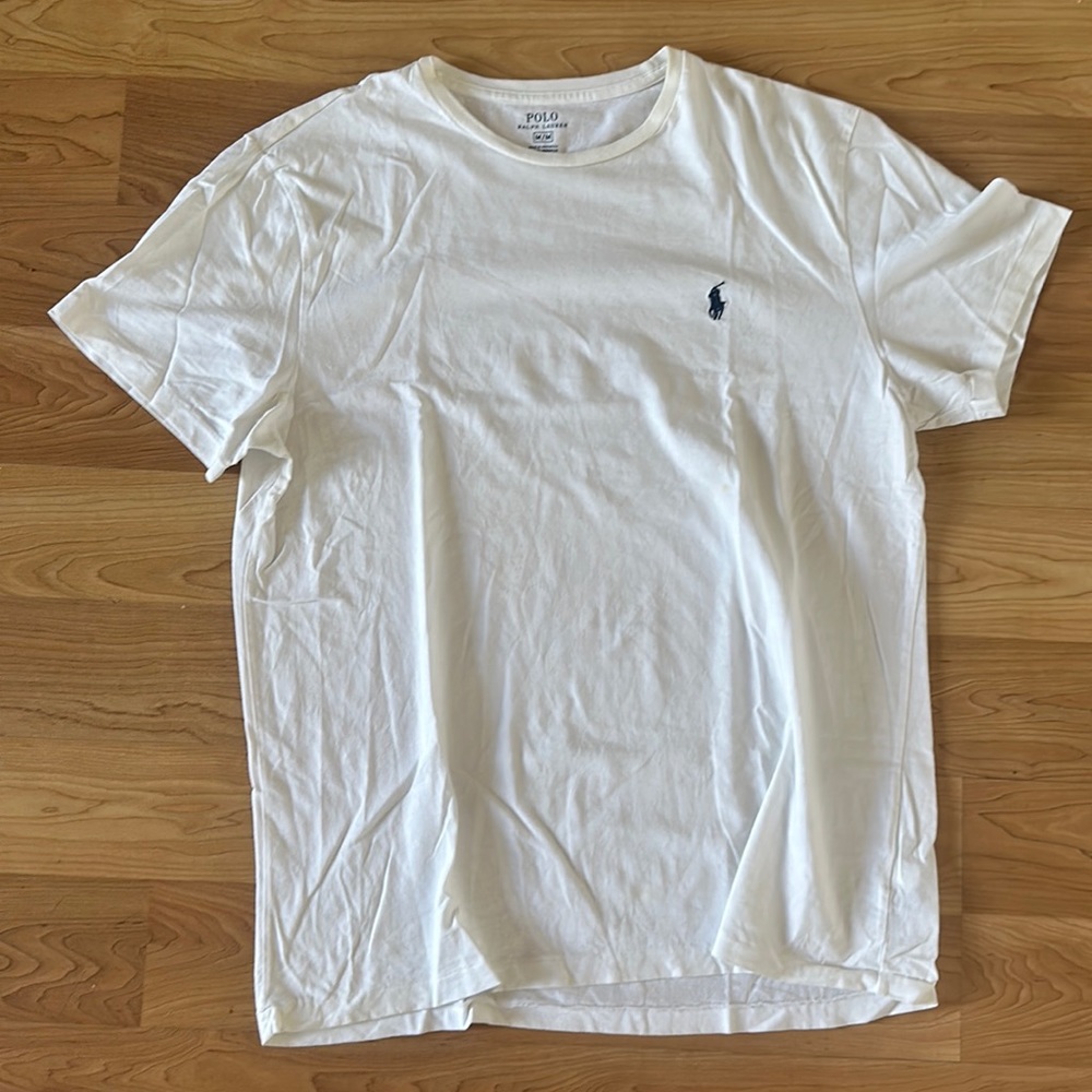 White polo t shirt gently used.